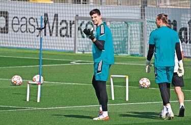 Courtois: ‘Hay que buscar las debilidades del Liverpool’