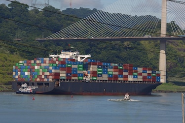 Canal de Panamá sube a 33 tránsitos diarios tras aumento de las lluvias a pesar de El Niño