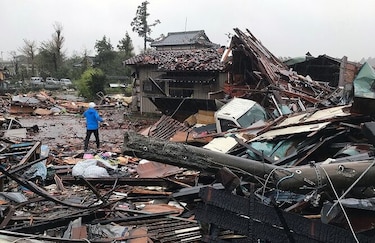 Al menos 11 muertos tras paso de tifón Hagibis en Japón