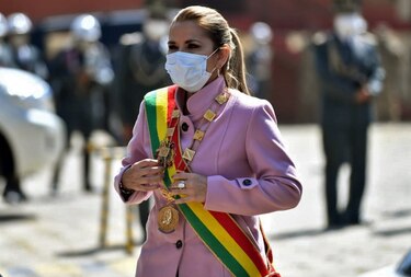 Detienen a la expresidenta boliviana Áñez por la caída de Evo Morales