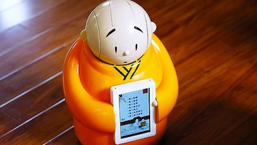 Robot monje