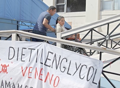 Tras 20 años, la CSS pide disculpas por la contaminación de medicinas con el tóxico dietilenglicol