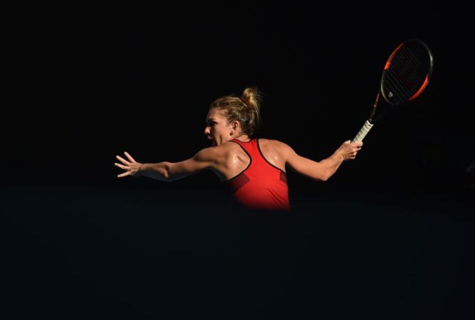 Simona Halep y Caroline Wozniacki juegan por el título y el número 1 mundial