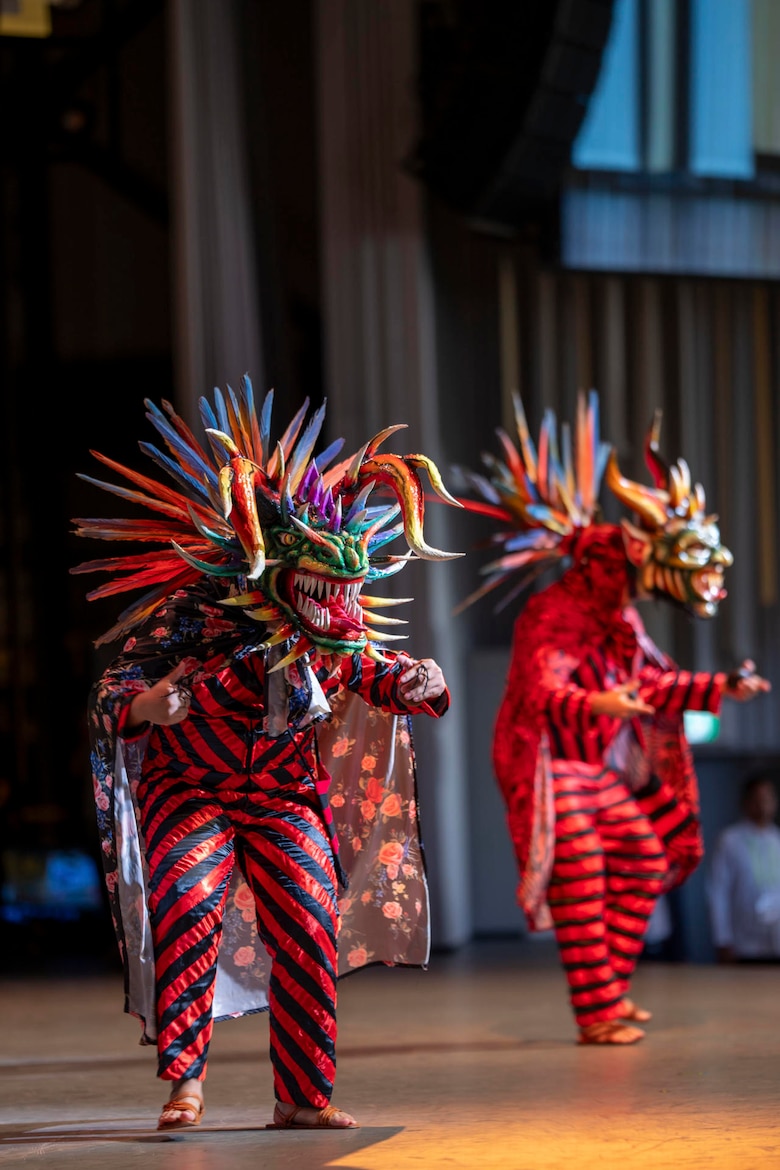 Panamá pone en relieve sus raíces indígenas en su Día Nacional en la Expo de Osaka