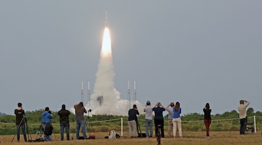 La polémica cápsula Starliner de Boeing despega hacia la Estación Espacial Internacional en una prueba clave