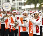 Más de 300 mil personas en el desfile de Navidad de ciudad de Panamá