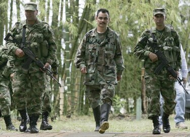 FARC niega que tenga alianzas con banda criminal para asesinar policías colombianos