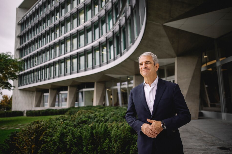 Nestlé despide a su CEO por mantener una relación amorosa con una subordinada