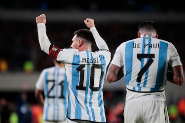 Messi, la ‘novedad’ en la convocatoria de Argentina para los duelos contra Paraguay y Perú