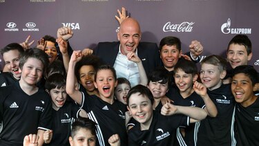 Infantino inaugura el museo de la FIFA, 'una bonita idea de Blatter'