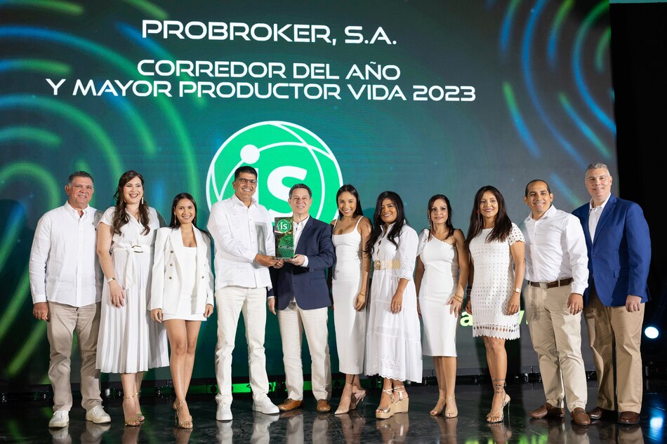 Internacional de Seguros celebra un año de logros premiando a sus Mayores Productores de Seguros del 2023