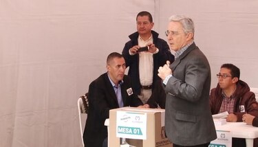 Ente colombiano electoral rechaza ampliar horas para votación