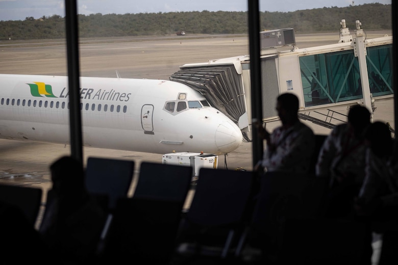 Venezuela comienza 2026 con una operatividad aérea limitada y en busca de atender la demanda