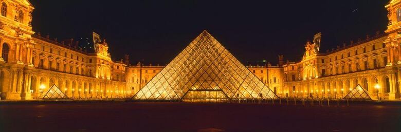 6 datos de la fascinante historia del Louvre, el antiguo palacio de la monarquía francesa convertido en el museo más grande del mundo