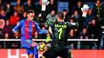 Messi salva al Barça