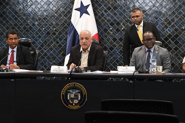 Comisión de Gobierno entrevista a aspirantes a defensor del Pueblo