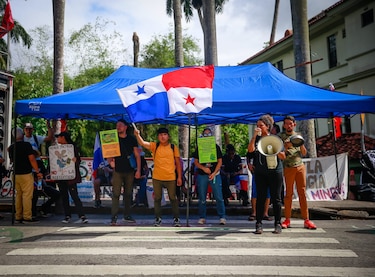 En el corazón de la vigilia que espera el fallo sobre el contrato minero