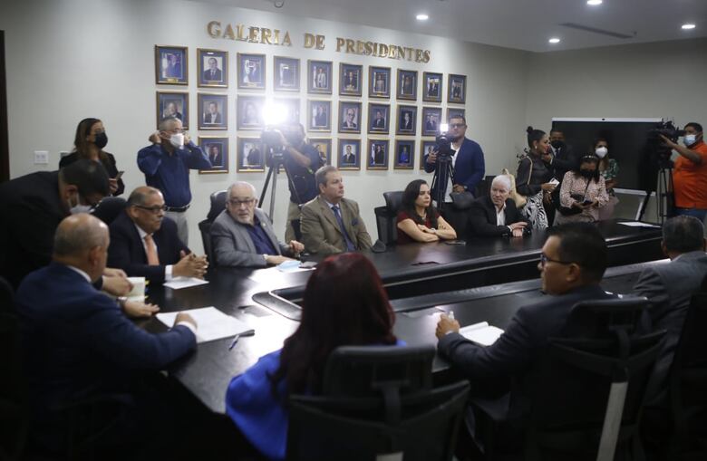 La Asamblea Nacional se ofrece como un ‘espacio de mediación’, tras reunión con el Conep 