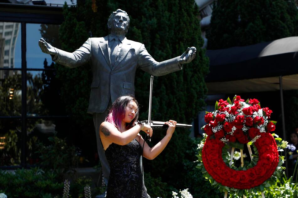 El mundo artístico lamenta la muerte del cantante Tony Bennett