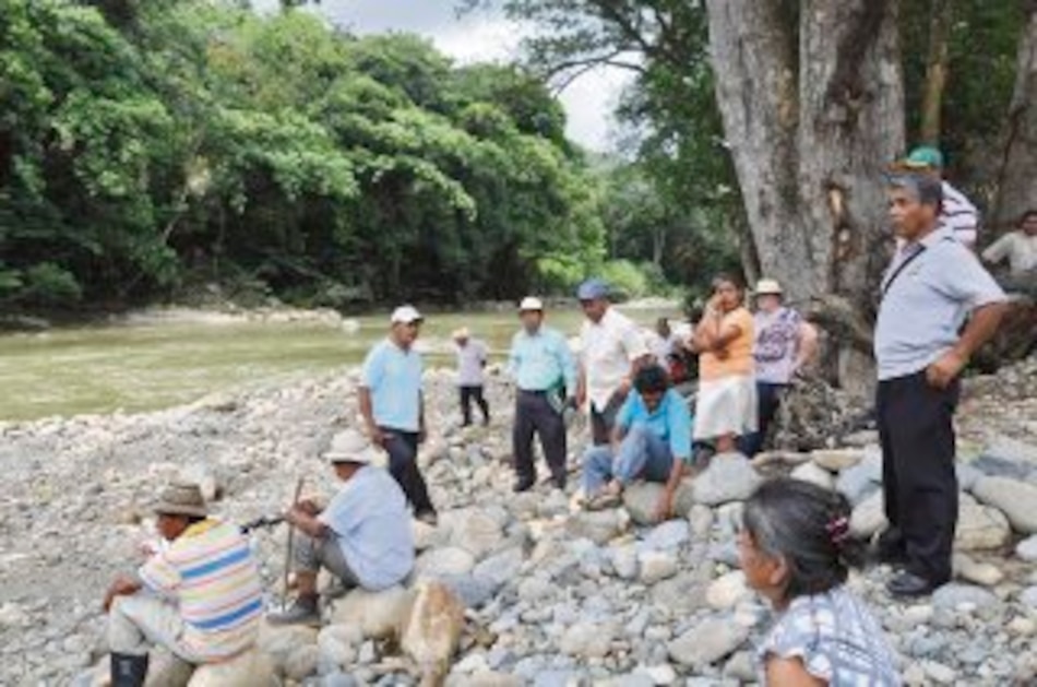 Rechazan extracción de oro en sector de Remance