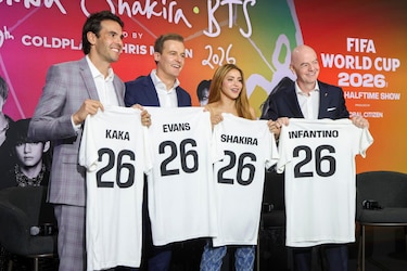 Infantino y Shakira presentan el espectáculo de la final del Mundial