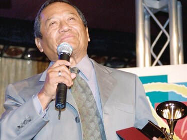 Adiós al maestro del bolero