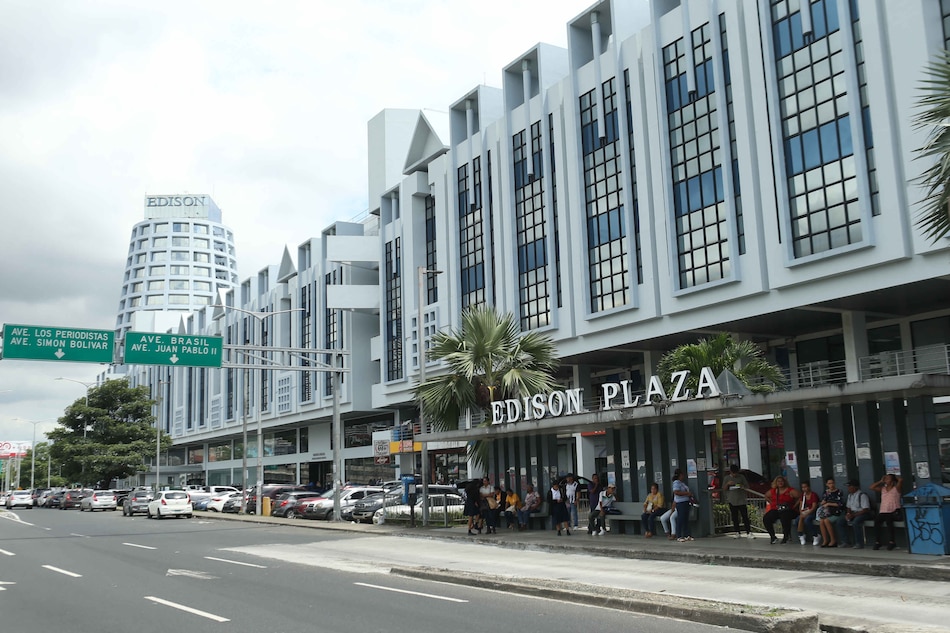 El millonario alquiler de oficinas del MICI en el PH Edison Plaza