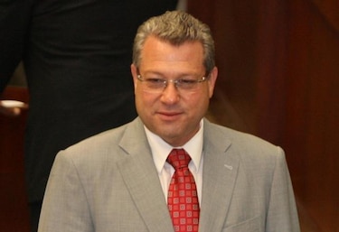 Pasaportes oficiales: los viajes de los diputados en 2025, entre foros globales y agendas selectivas