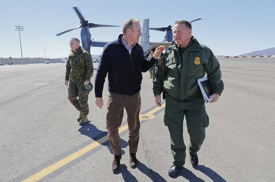 Jefe del Pentágono evalúa control de frontera con México