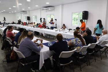 Siguen sin acuerdos en el tema de corrupción en la mesa del diálogo nacional