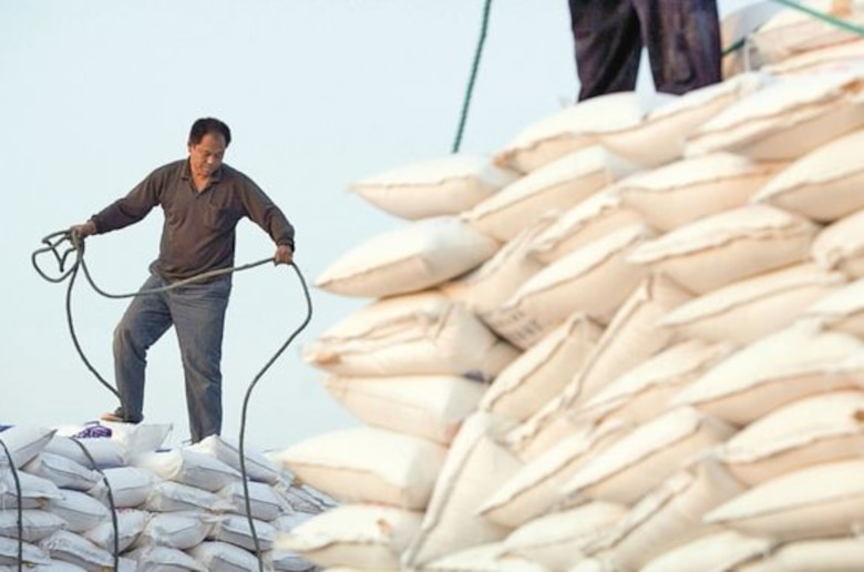 Cosechas en India y Tailandia opacan a Brasil