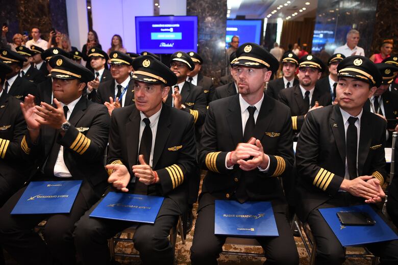 De primer oficial a capitán, crece la carrera de piloto aviador en Panamá