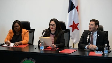 Comisión definirá el 3 de octubre el futuro del defensor del Pueblo, investigado por supuesto acoso sexual