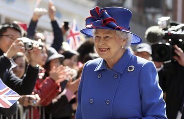 La reina Isabel busca jefe de jardineros para palacio