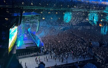 Muere un hombre al caer de una grada durante un concierto de Oasis en Londres