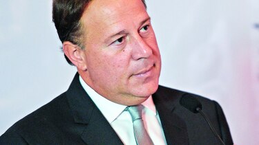 Presidente veta ley de etiquetado de combustible