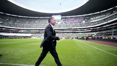 Osorio critica a EU por defenderse