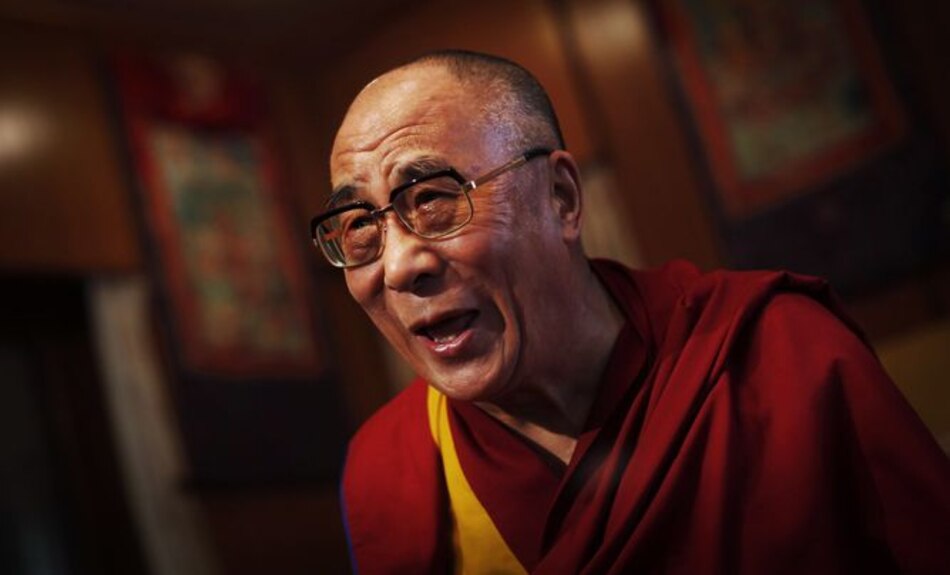 El Dalai Lama delega en sus seguidores el futuro de su cargo