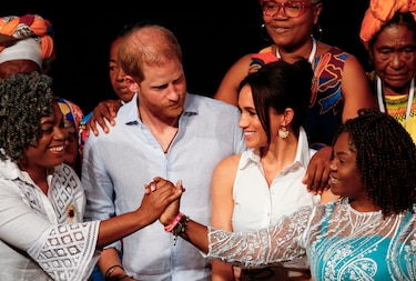 Príncipe Harry y Meghan Markle participan en Foro de Mujeres Afro y Poder en su último día en Colombia