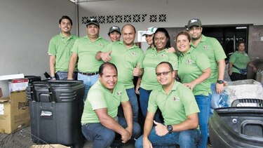 Súper Xtra apoya el reciclaje en Panamá