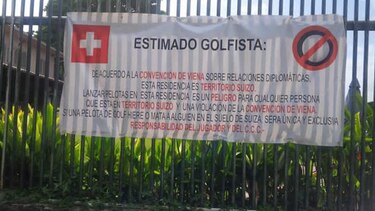 Pelotas de golf en 'territorio suizo' generan reclamo de embajada en Caracas