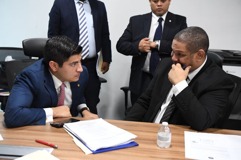 Transparencia versus privacidad: el debate sobre becas estatales en Panamá