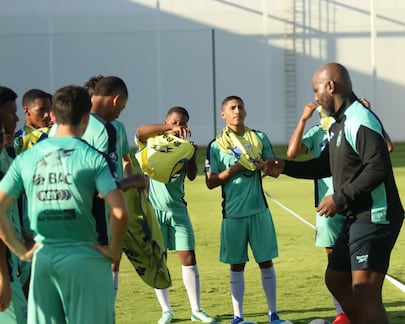 Felipe Baloy destaca la evolución de sus jugadores antes del Mundial de Catar 2026