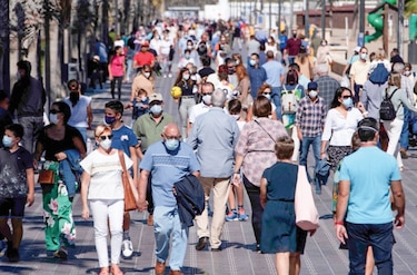 Aumentan en 30% hablantes del español en la última década