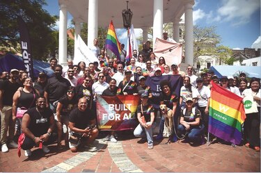 Izada de la bandera del Pride: diversidad, inclusión y amor en todas sus formas