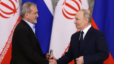 Acusan a Rusia de compartir con Irán información de inteligencia sobre posiciones de Estados Unidos