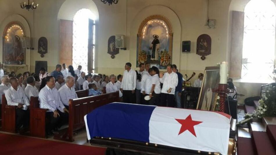 Rinden honores póstumos al expresidente Juan Demóstenes Arosemena