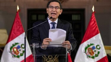 Presidente peruano afianza su poder después de disolver el Congreso