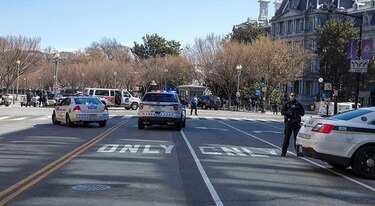 Hombre muere tras disparase a sí mismo frente a Casa Blanca