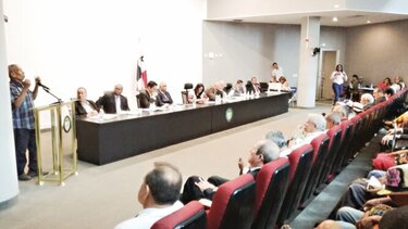 Bono para jubilados será discutido el lunes en el pleno legislativo